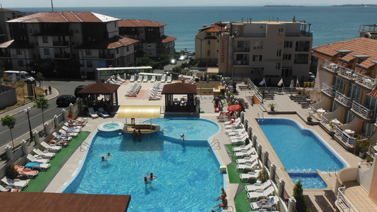 corona-hotel